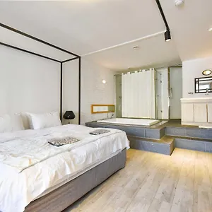 25-seomyeon.busan-hotelsweb.com/